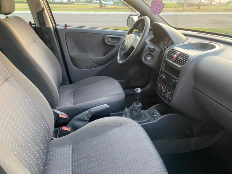 CORSA 1.4 MPFI MAXX 8V FLEX 4P MANUAL - 2011 - DOIS IRMãOS