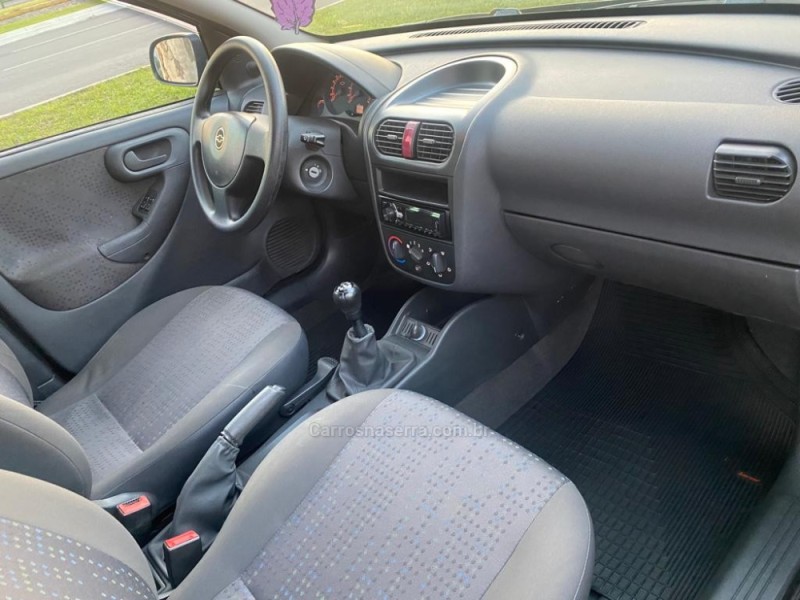 CORSA 1.4 MPFI MAXX 8V FLEX 4P MANUAL - 2011 - DOIS IRMãOS