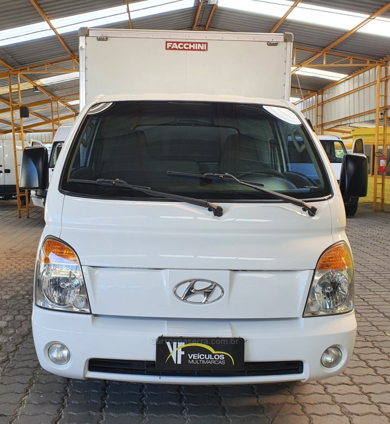 HR 2.5 TCI LD EXTRA LONGO COM CAÇAMBA 4X2 8V 97CV TURBO INTERCOOLER DIESEL 2P MANUAL - 2009 - CAXIAS DO SUL