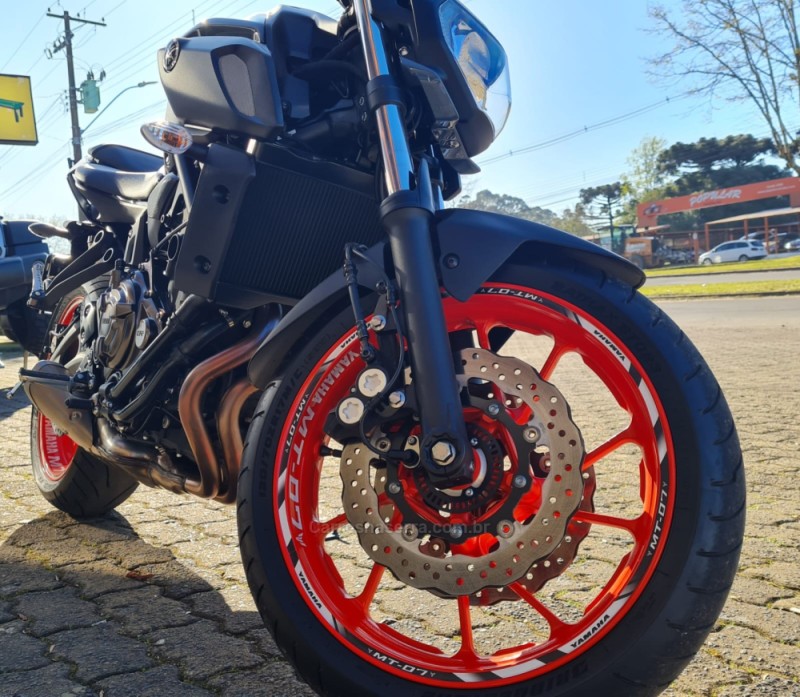 mt 07 abs 2022 canela