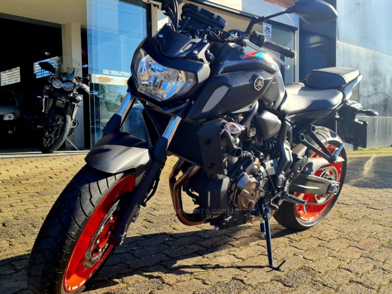 MT 07 ABS - 2022 - CANELA