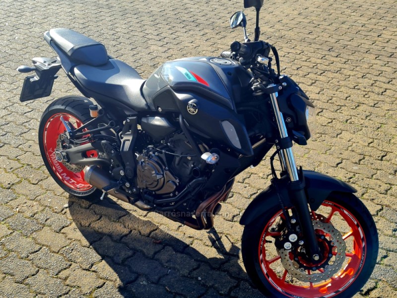MT 07 ABS - 2022 - CANELA