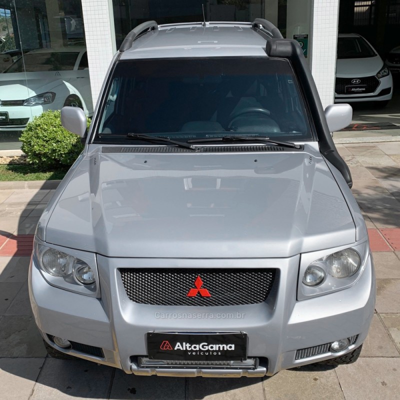 PAJERO TR4 2.0 4X4 16V FLEX 4P MANUAL - 2009 - FLORES DA CUNHA