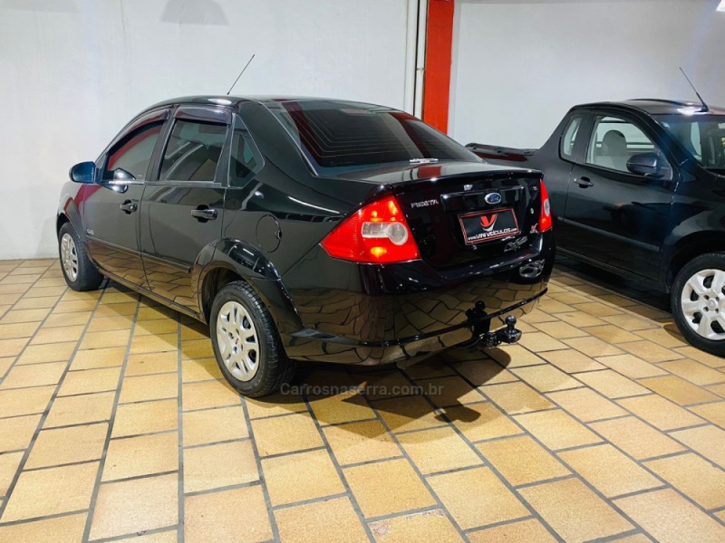 FIESTA 1.6 MPI SEDAN 8V FLEX 4P MANUAL - 2010 - CAXIAS DO SUL