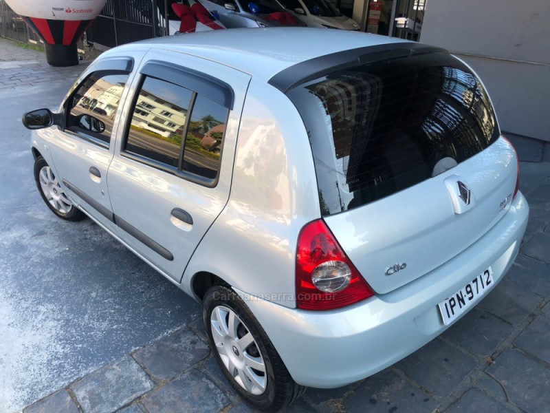 CLIO 1.0 CAMPUS 16V FLEX 4P MANUAL - 2009 - CAXIAS DO SUL
