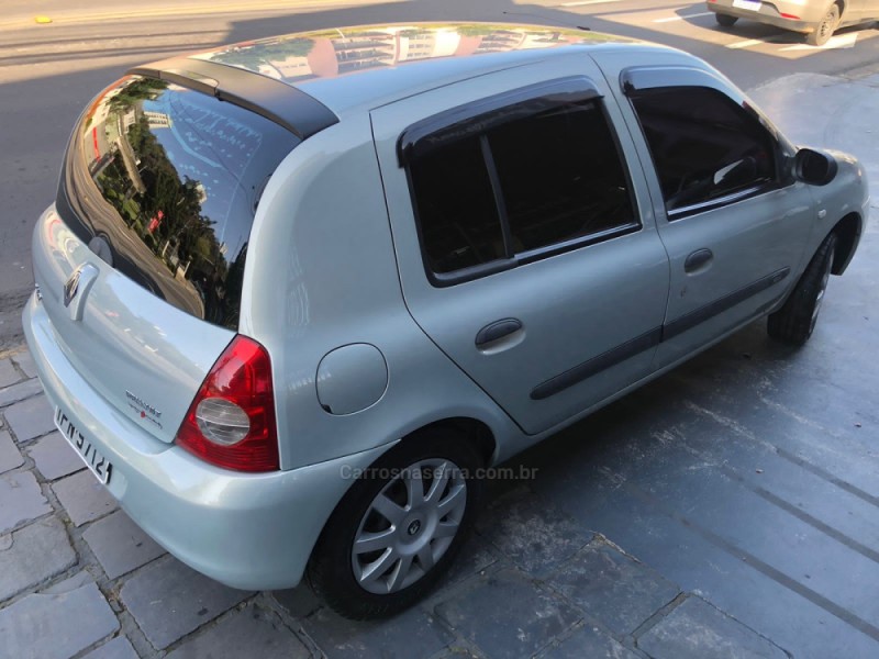 CLIO 1.0 CAMPUS 16V FLEX 4P MANUAL - 2009 - CAXIAS DO SUL