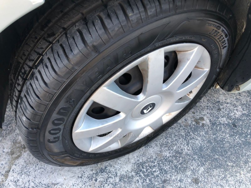 CLIO 1.0 CAMPUS 16V FLEX 4P MANUAL - 2009 - CAXIAS DO SUL