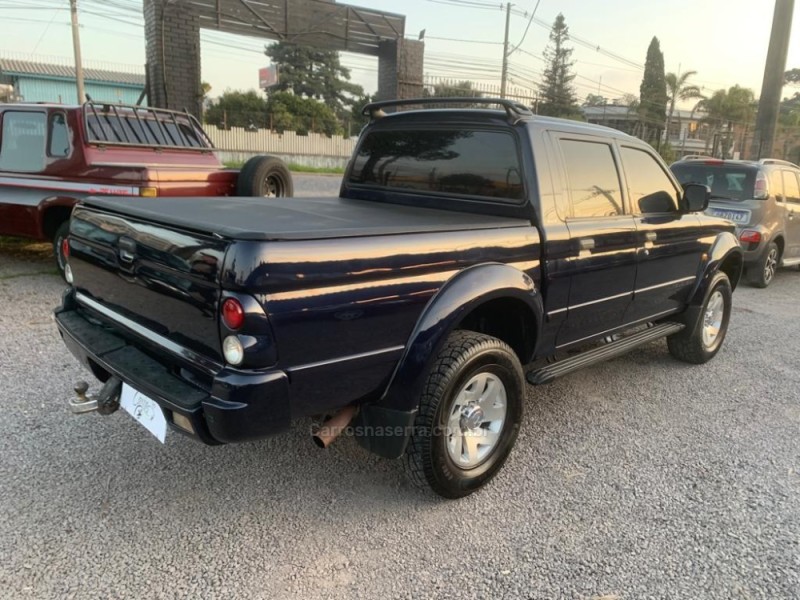 L200 2.5 SPORT HPE 4X4 CD 8V TURBO INTERCOOLER DIESEL 4P MANUAL - 2004 - CAXIAS DO SUL