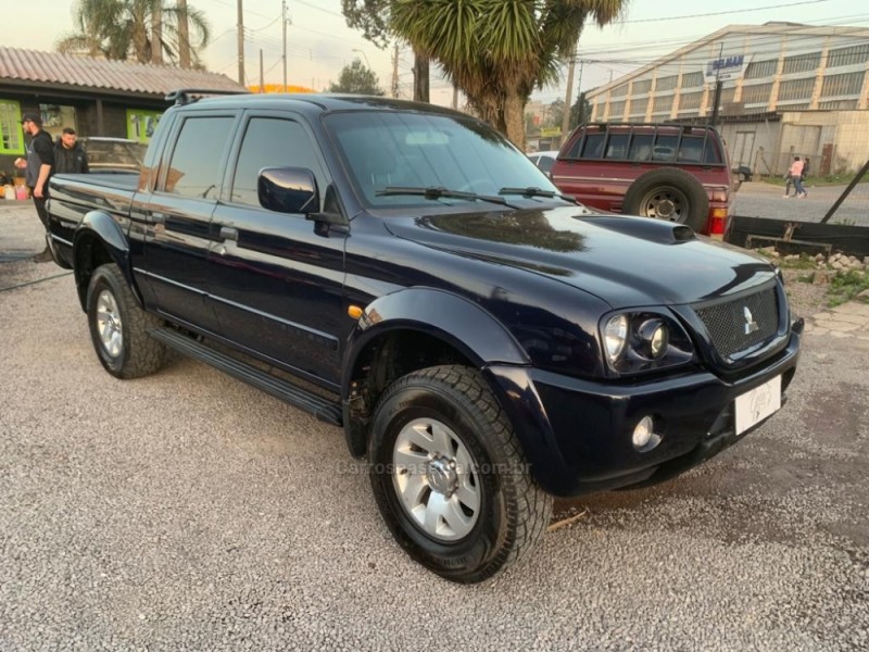 L200 2.5 SPORT HPE 4X4 CD 8V TURBO INTERCOOLER DIESEL 4P MANUAL - 2004 - CAXIAS DO SUL