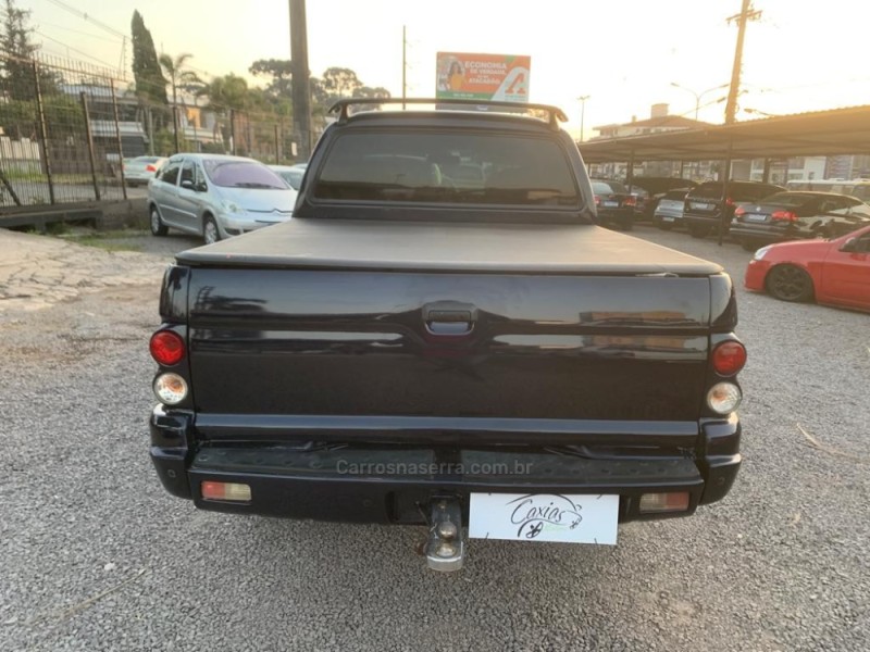L200 2.5 SPORT HPE 4X4 CD 8V TURBO INTERCOOLER DIESEL 4P MANUAL - 2004 - CAXIAS DO SUL
