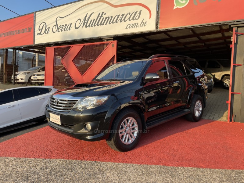 hilux sw4 3.0 srv 4x4 7 lugares 16v turbo intercooler diesel 4p automatico 2012 farroupilha