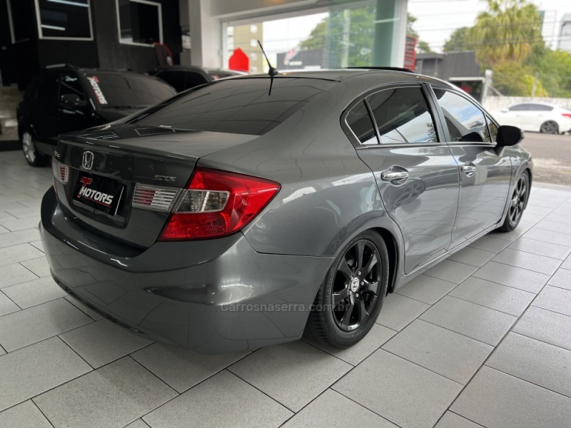 CIVIC 1.8 EXS 16V FLEX 4P AUTOMÁTICO - 2013 - NOVO HAMBURGO