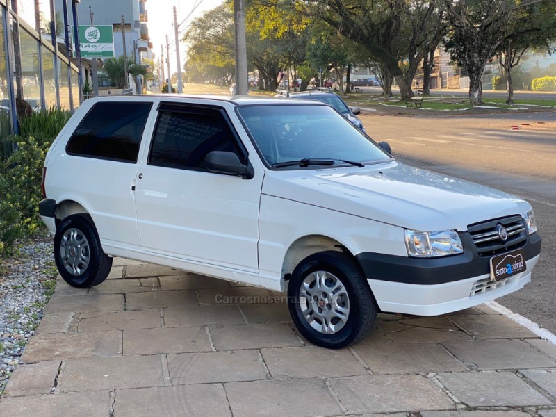 UNO 1.0 MPI MILLE FIRE 8V FLEX 2P MANUAL - 2012 - LAGOA VERMELHA