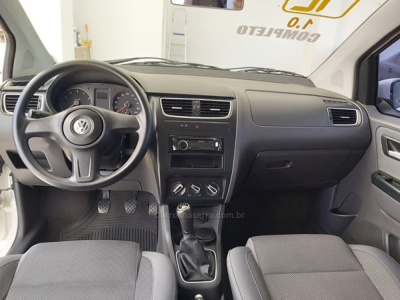 FOX 1.0 MI 8V FLEX 4P MANUAL - 2012 - NOVA BASSANO