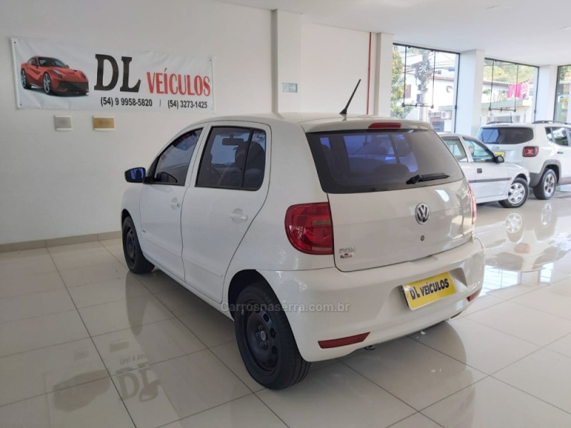 FOX 1.0 MI 8V FLEX 4P MANUAL - 2012 - NOVA BASSANO