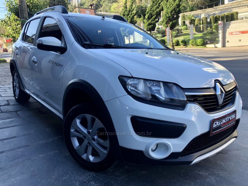 SANDERO 1.6 STEPWAY 16V FLEX 4P MANUAL - 2018 - CAXIAS DO SUL