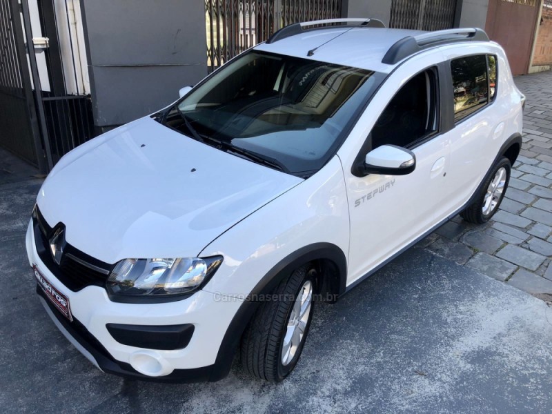 SANDERO 1.6 STEPWAY 16V FLEX 4P MANUAL - 2018 - CAXIAS DO SUL