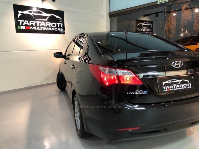 HB20S 1.6 COMFORT PLUS 16V FLEX 4P MANUAL - 2015 - CAXIAS DO SUL