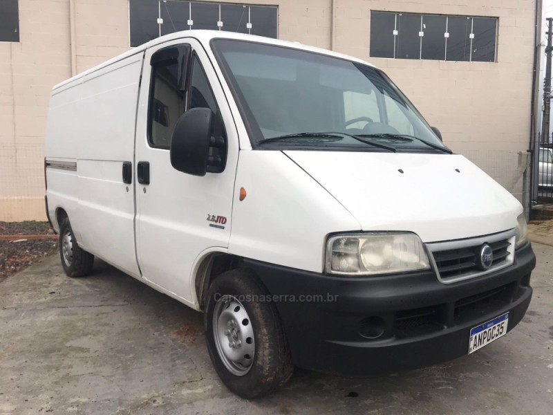 DUCATO 2.3 CARGO 8V TURBO DIESEL 3P MANUAL - 2006 - PORTãO