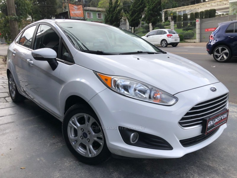 FIESTA 1.6 SE PLUS SEDAN 16V FLEX 4P AUTOMÁTICO - 2015 - CAXIAS DO SUL