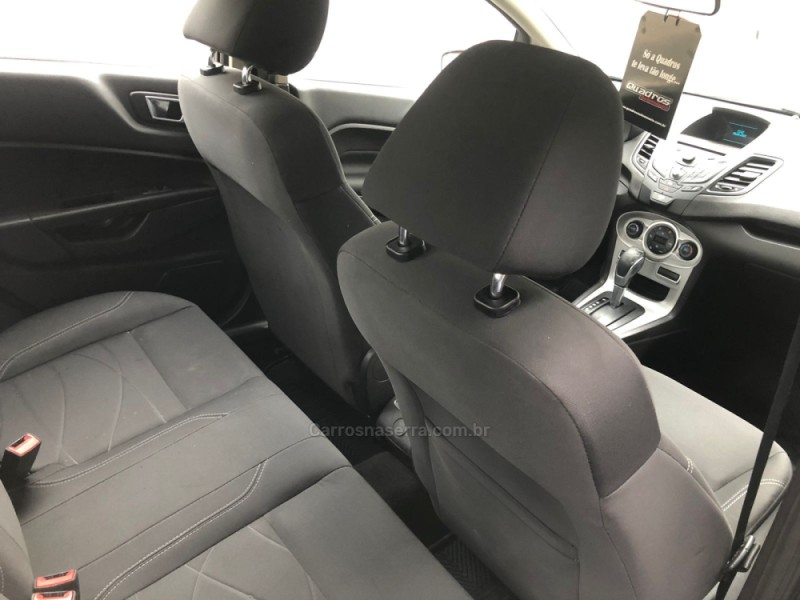 FIESTA 1.6 SE PLUS SEDAN 16V FLEX 4P AUTOMÁTICO - 2015 - CAXIAS DO SUL