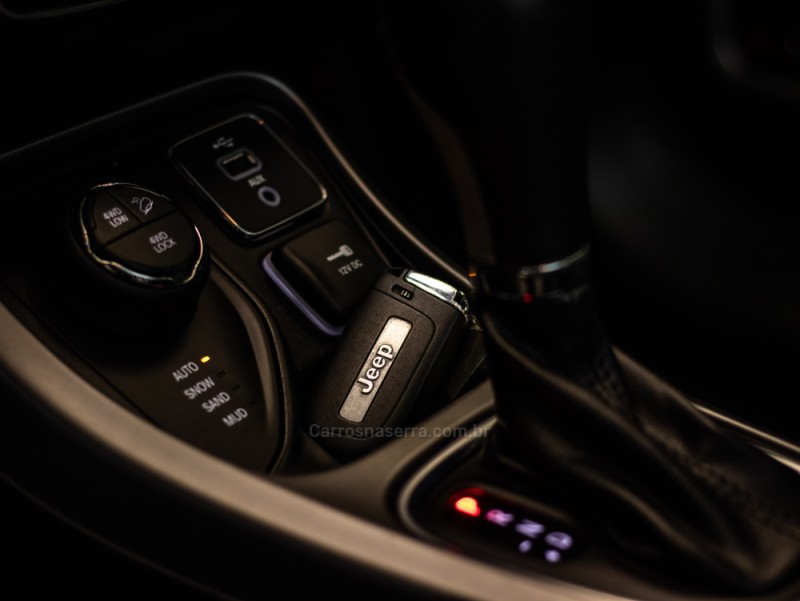 COMPASS 2.0 16V DIESEL LONGITUDE 4X4 AUTOMÁTICO - 2019 - CAXIAS DO SUL