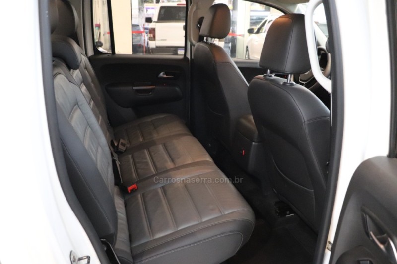 AMAROK 2.0 HIGHLINE 4X4 CD 16V TURBO INTERCOOLER DIESEL 4P AUTOMÁTICO - 2017 - CAXIAS DO SUL