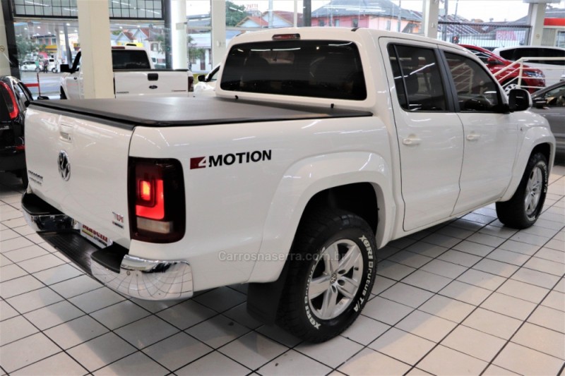 AMAROK 2.0 HIGHLINE 4X4 CD 16V TURBO INTERCOOLER DIESEL 4P AUTOMÁTICO - 2017 - CAXIAS DO SUL