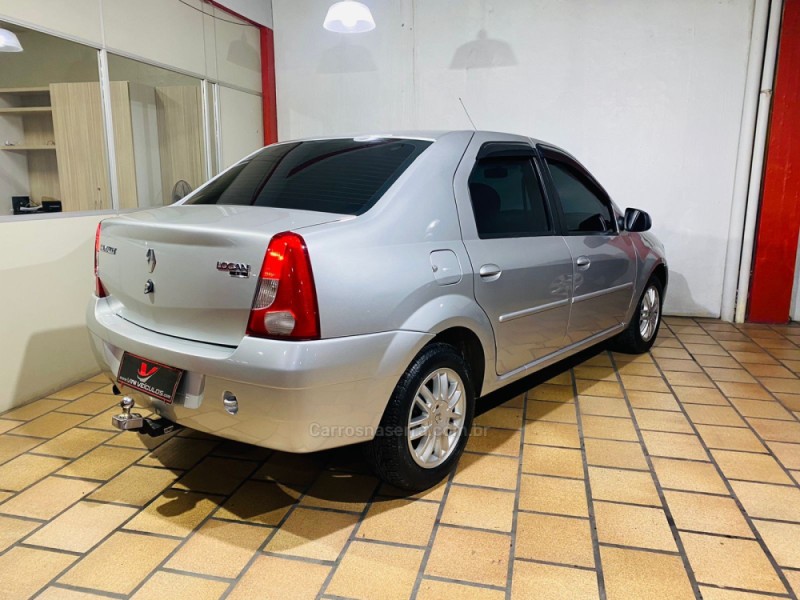 LOGAN 1.6 PRIVILÈGE 8V FLEX 4P MANUAL - 2010 - CAXIAS DO SUL