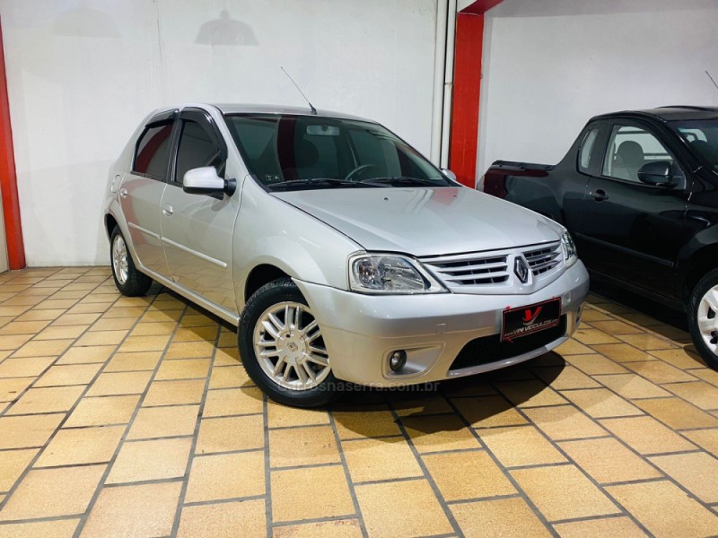 LOGAN 1.6 PRIVILÈGE 8V FLEX 4P MANUAL - 2010 - CAXIAS DO SUL