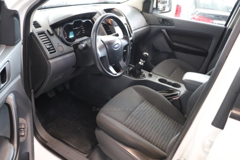 RANGER 2.2 XL 4X4 CD 16V DIESEL 4P MANUAL - 2015 - CAXIAS DO SUL