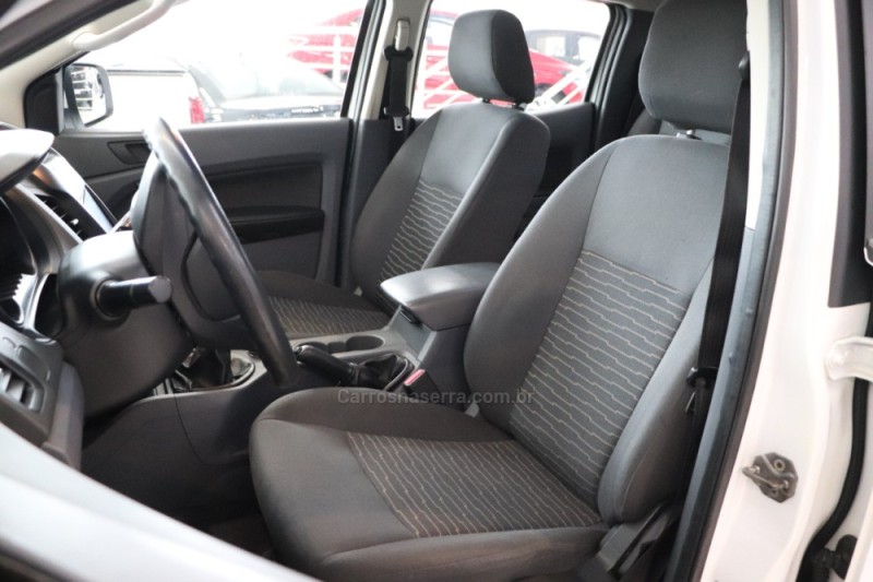 RANGER 2.2 XL 4X4 CD 16V DIESEL 4P MANUAL - 2015 - CAXIAS DO SUL