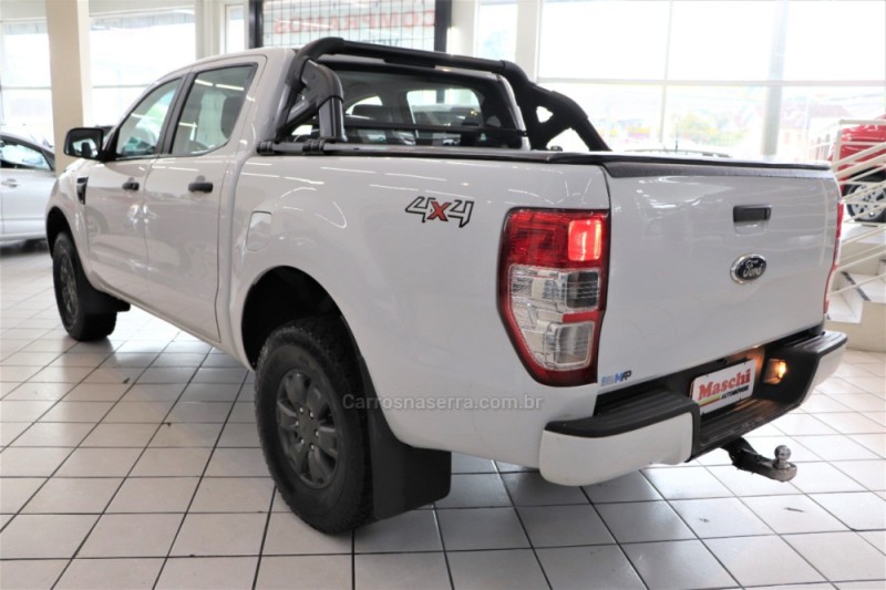 RANGER 2.2 XL 4X4 CD 16V DIESEL 4P MANUAL - 2015 - CAXIAS DO SUL