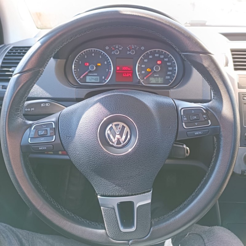 POLO SEDAN 1.6 MI COMFORTLINE 8V FLEX 4P MANUAL - 2014 - BENTO GONçALVES