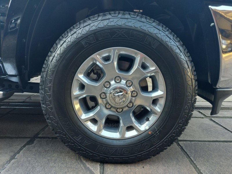 2500 LARAMIE  - 2022 - NOVO HAMBURGO