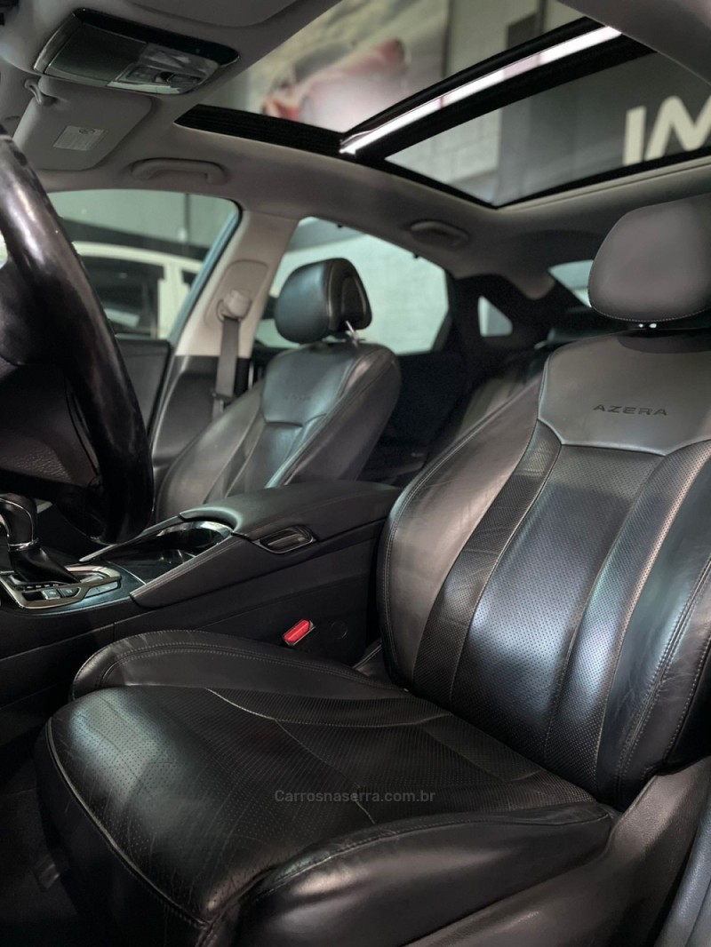 AZERA 3.0 MPFI GLS V6 24V GASOLINA 4P AUTOMÁTICO - 2013 - ESTâNCIA VELHA