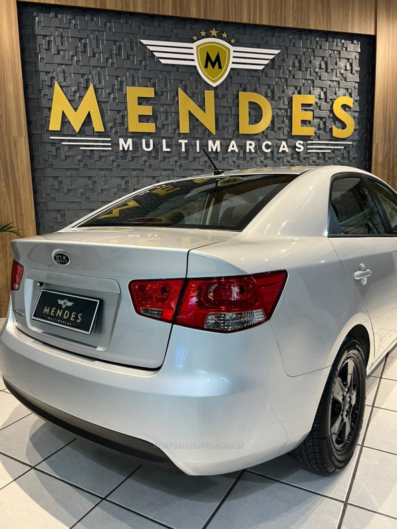 CERATO 1.6 EX2 SEDAN 16V GASOLINA 4P MANUAL - 2011 - NOVO HAMBURGO
