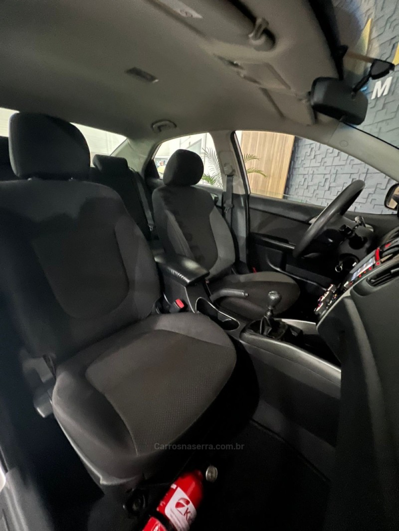 CERATO 1.6 EX2 SEDAN 16V GASOLINA 4P MANUAL - 2011 - NOVO HAMBURGO