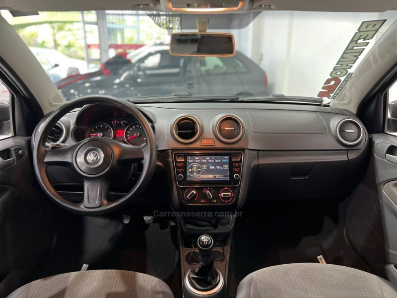 VOYAGE 1.0 MI CITY 8V FLEX 4P MANUAL - 2013 - NOVO HAMBURGO