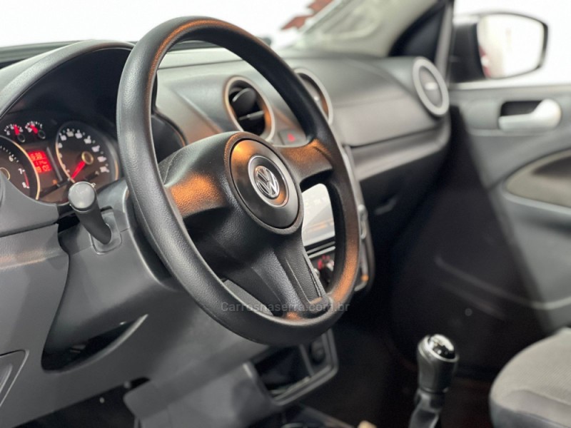 VOYAGE 1.0 MI CITY 8V FLEX 4P MANUAL - 2013 - NOVO HAMBURGO