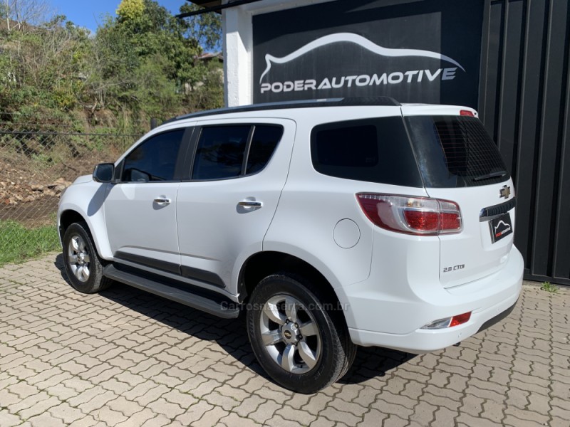 TRAILBLAZER 2.8 LTZ 4X4 16V TURBO DIESEL 4P AUTOMÁTICO - 2016 - FARROUPILHA