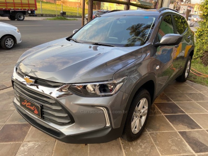 tracker 1.0 12v lt turbo flex 4p automatico 2023 canela