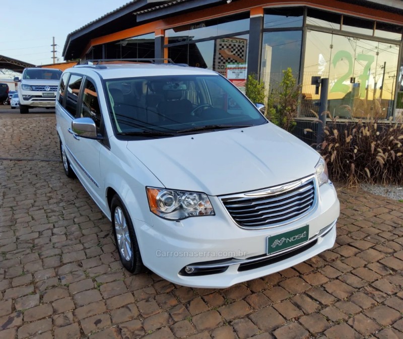 TOWN & COUNTRY 3.6 LIMITED V6 24V GASOLINA 4P AUTOMÁTICO - 2014 - NãO-ME-TOQUE