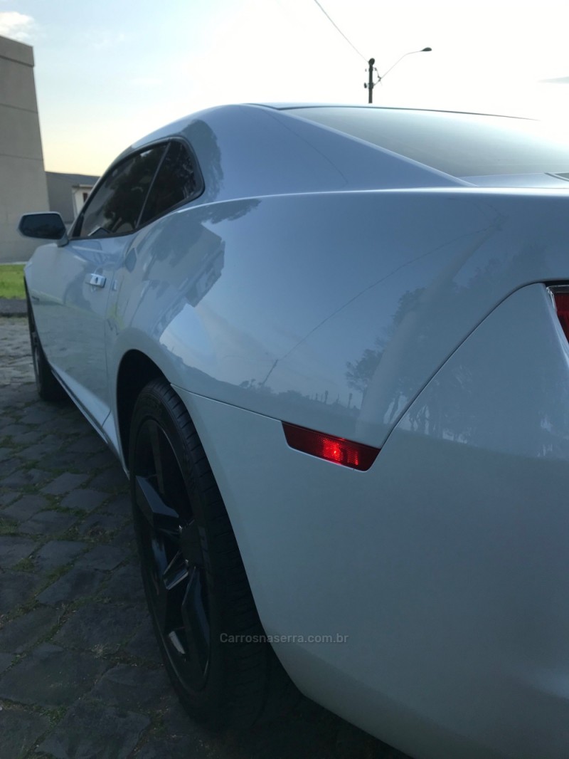 CAMARO 6.2 SS COUPÉ V8 GASOLINA 2P AUTOMÁTICO - 2011 - CAXIAS DO SUL
