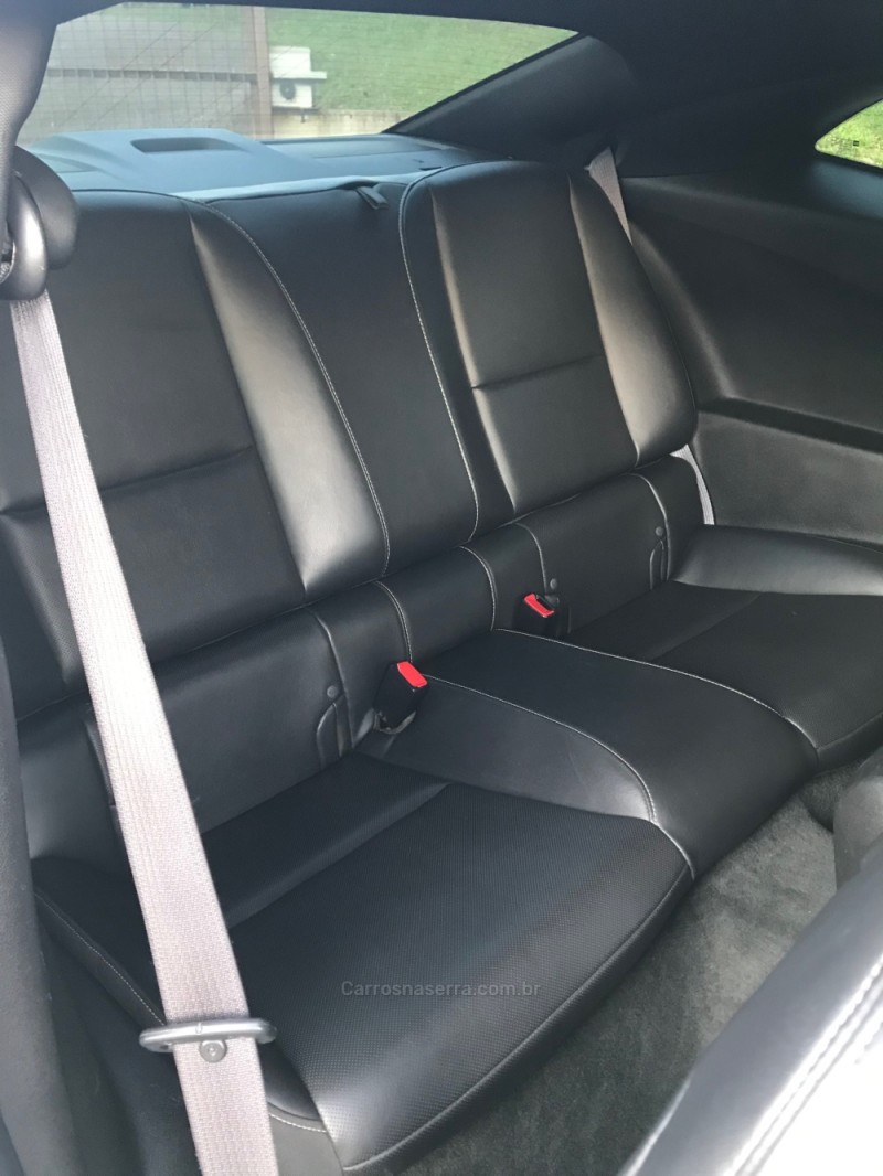 CAMARO 6.2 SS COUPÉ V8 GASOLINA 2P AUTOMÁTICO - 2011 - CAXIAS DO SUL