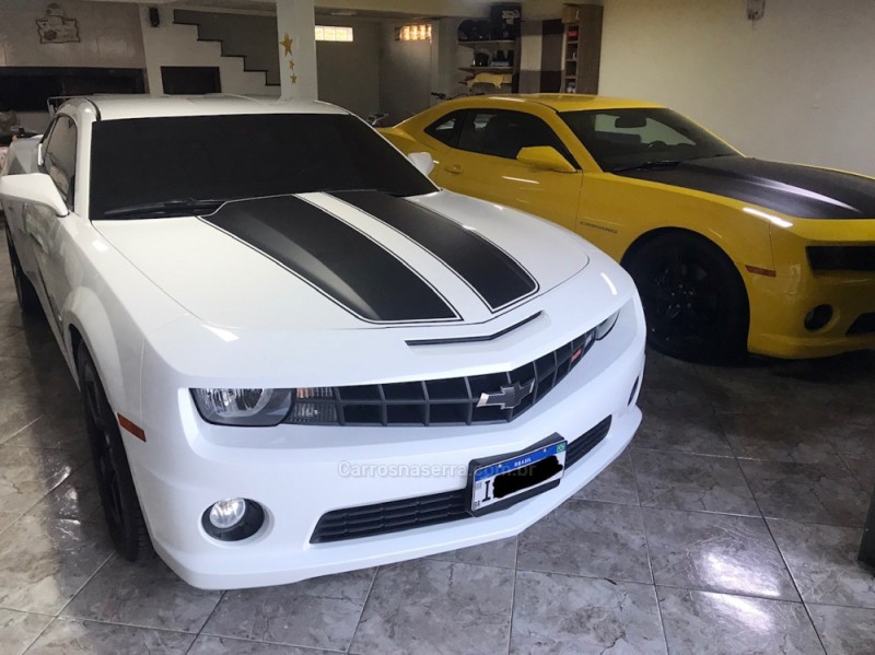 CAMARO 6.2 SS COUPÉ V8 GASOLINA 2P AUTOMÁTICO - 2011 - CAXIAS DO SUL
