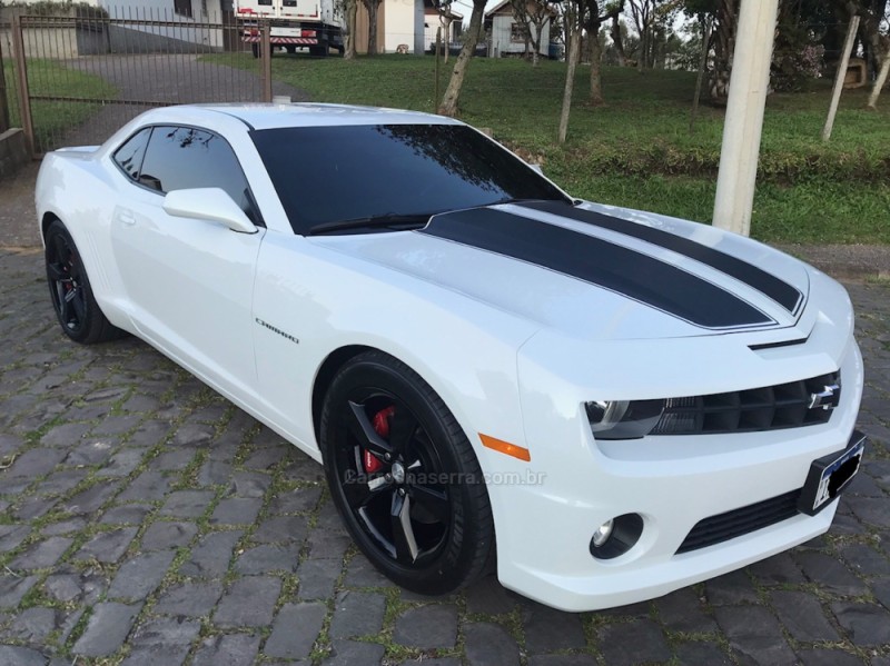 CAMARO 6.2 SS COUPÉ V8 GASOLINA 2P AUTOMÁTICO - 2011 - CAXIAS DO SUL
