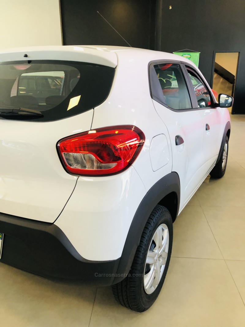 KWID 1.0 12V SCE FLEX ZEN MANUAL - 2022 - DOIS IRMãOS