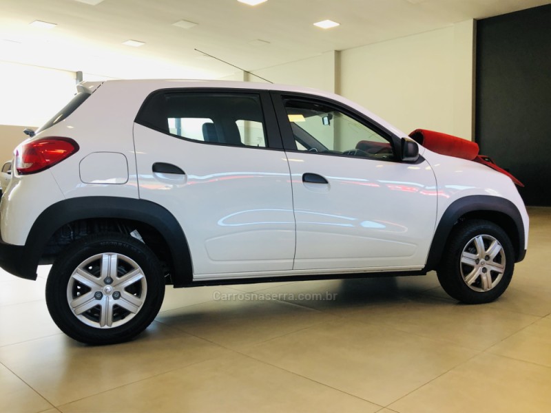 KWID 1.0 12V SCE FLEX ZEN MANUAL - 2022 - DOIS IRMãOS