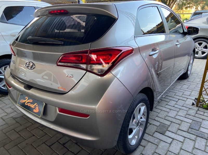 HB20 1.6 COMFORT PLUS 16V FLEX 4P MANUAL - 2017 - CANELA